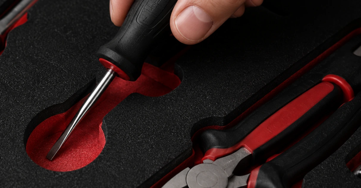 Single Foam Insert Pocket Fit and Access